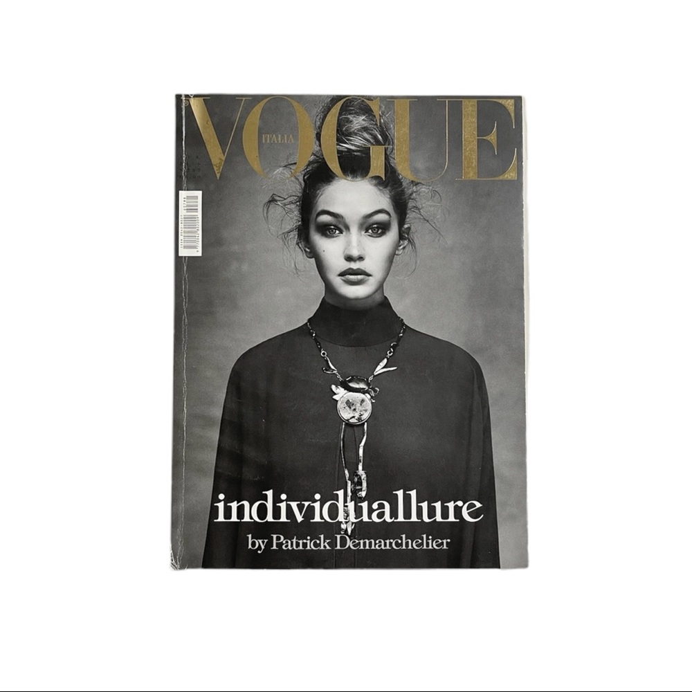 VOGUE Italy Magazine April 2016
Gigi Hadid cover 
Photo by Patrick Demarchelier